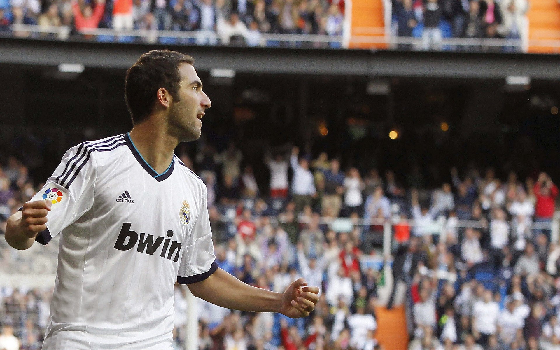 小贝林回应状态低迷：我会努力调整自己，贝林二小